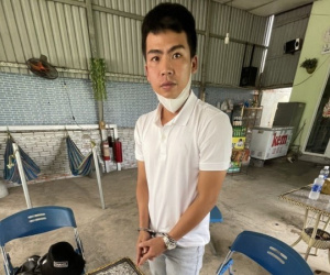 Ép người phụ nữ quay clip 'nóng' mới cho vay 50 triệu đồng