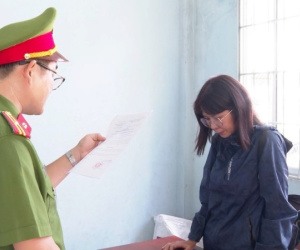 Nữ trưởng phòng của một ngân hàng bị bắt vì lừa đảo 25 tỷ đồng