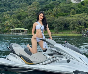 Bùi Quỳnh Hoa sexy diện bikini lái mô tô nước đẹp mắt ở Miss Universe 2023