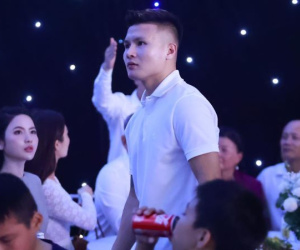 Quang Hải và dàn sao Việt Nam dự lễ cưới Văn Hậu - Hải My