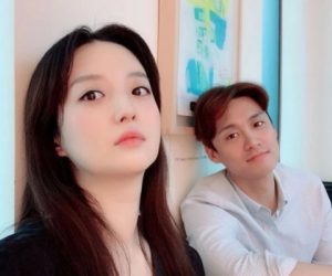 Tài tử Vì Sao Đưa Anh Tới và bà xã phát thanh viên kém 7 tuổi đau buồn vì mất đi quý tử