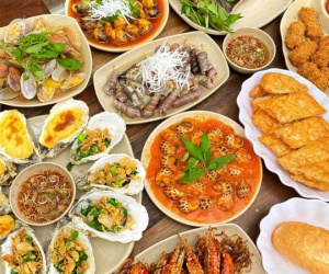 Dạo quanh Hà Nội, đón gió mùa về với food tour cực phẩm