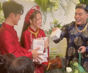 Lê Dương Bảo Lâm mừng cưới 10 cọc tiền, 'lầy lội' cỡ nào khiến Puka, Gin Tuấn Kiệt cười không ngớt?
