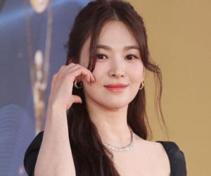 Song Hye Kyo khiến netizen tức giận khi có động thái đáp trả hậu trắng tay tại Oscar Hàn Quốc