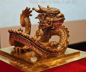 Ấn vàng 'Hoàng đế chi bảo' đã được chuyển giao cho Việt Nam