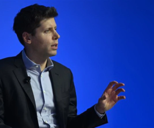 Vừa bị sa thải, CEO OpenAI đã 'tái xuất' ngoạn mục