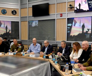 Israel phê chuẩn thỏa thuận ngừng bắn đổi lấy con tin với Hamas