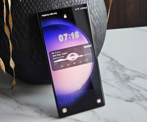 Nhiều người dùng điện thoại Samsung bị tím màn hình khi cập nhật lên One UI 6.0