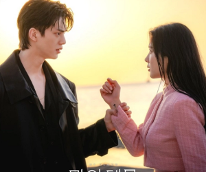 Phim Hàn mới lên sóng liền nhận 'cơn mưa' lời khen, nam nữ chính gây sốt bởi visual 'trời sinh một cặp'