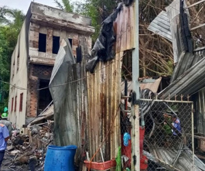 Cháy nhà trong đêm, hai cha con tử vong