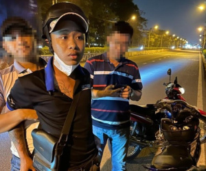 Thanh niên xăm trổ 'xưng' là cảnh sát hình sự, trấn lột của thiếu niên 15 tuổi