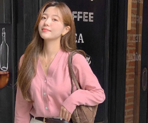 Gợi ý những set đồ màu nổi ưng mắt và trẻ trung trong mùa lạnh