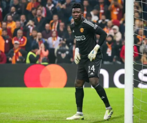 Erik ten Hag được yêu cầu loại Andre Onana ở trận MU đấu Newcastle