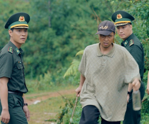 Dàn sao 'Cuộc chiến không giới tuyến' được trao tặng bằng khen
