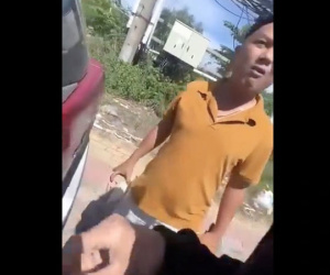 Thông tin mới vụ thiếu tá CSGT dùng gạch xô xát với người dân kèm lời lẽ thô tục để hăm dọa