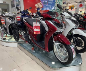 Giá xe SH mới nhất tháng 12: Giá rẻ chưa từng có, cơ hội hiếm cho người mua