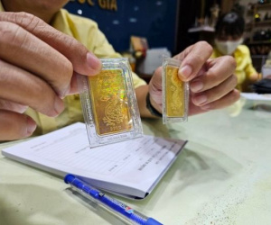 Cuối ngày 5-12, giá vàng SJC lại 'quay xe' tăng sốc