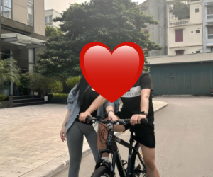 'Hot girl khán đài' bất ngờ xuất hiện cạnh nam TikToker danh tiếng làm dấy lên nghi vấn hẹn hò