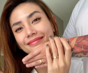 Siêu mẫu Võ Hoàng Yến cầu hôn bạn trai Việt kiều hơn 12 tuổi