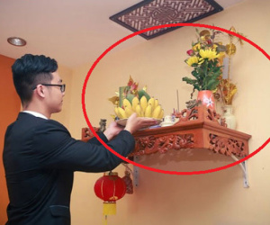 Chuyên gia phong thủy nhắc nhở: Nhà chật hẹp mấy cũng không nên đặt bàn thờ ở 3 vị trí này!