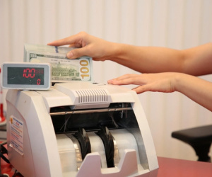 Giá USD tự do bất ngờ tăng mạnh