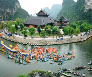 Danh thắng Tràng An thành sân khấu thực cảnh