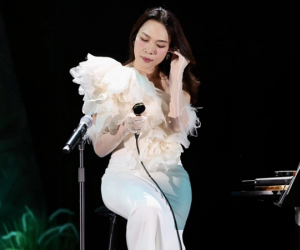 Liveshow trên biển của Mỹ Tâm: 2 lần bật khóc xúc động, liên tục nhắc về đám cưới