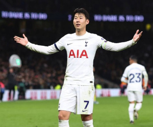 Son Heung-min chạm mốc không tưởng