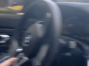 Xôn xao clip cô gái lái ô tô BMW tốc độ 140 km/h ở TP Thủ Đức