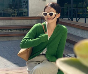 Ngoài đỏ và trắng, đây là 4 gam màu bạn nên sắm để diện vào dịp Giáng sinh
