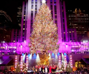 Khám phá cây thông Giáng sinh của gia tộc Rockerfeller: Có gì đặc biệt tới nỗi người dân New York mong chờ?