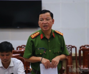 Vụ dùng giấy tờ giả đăng ký xe máy: Khởi tố 23 người, thu giữ hơn 11.000 trang tài liệu