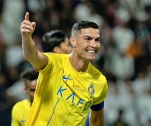 Rực rỡ Ronaldo: Cán mốc 50 bàn thắng trong năm 2023, được tìm kiếm nhiều nhất trong lịch sử 25 năm Google