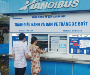 Đi xe buýt bằng vé điện tử tiện lợi như thế nào?