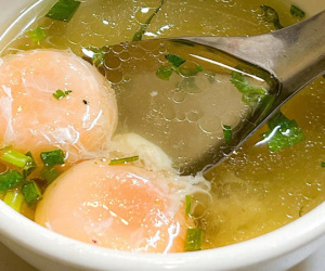 Ăn trứng sống, trứng chần có tăng cường sinh lý?