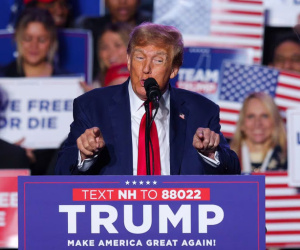 Phát ngôn về người nhập cư của ông Trump gây tranh cãi dữ dội