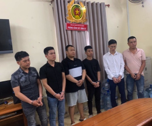 Nhóm đối tượng cấu kết với nhân viên công ty tài chính, dụ khách vay chuyển tiền vào tài khoản giả mạo