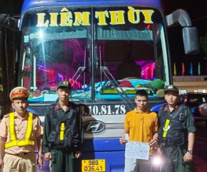 Hành khách tá hỏa khi biết tài xế xe giường nằm sử dụng ma túy