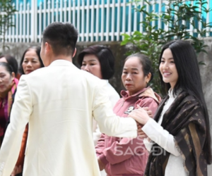 Xả ảnh nét căng Quang Hải đi hỏi cưới Chu Thanh Huyền, mức giá tráp lễ dạm ngõ gây tò mò