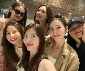 Trước giờ G đám cưới Diễm My 9X: Cô dâu lộ diện bên hội bạn, 1 sao Việt gặp chuyện 'dở khóc dở cười'