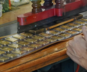 Giá vàng SJC đạt mốc cao nhất trong lịch sử