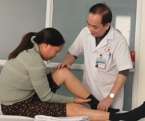 Vì sao chơi thể thao khi trời lạnh dễ bị đột quỵ?