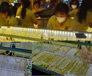 Giá vàng hôm nay, 23-12: Tiếp nối đà tăng