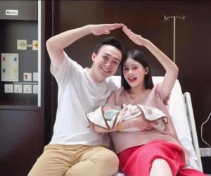 Lê Âu Ngân Anh khoe cận gương mặt nhóc tỳ, dần bắt nhịp với cuộc sống bỉm sữa sau sinh