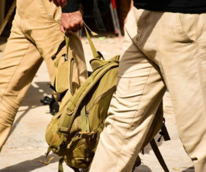 Khaki là màu gì? Tìm hiểu về thuật ngữ 'Khaki' trong thời trang