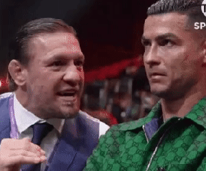 Hình ảnh Ronaldo mặt đầy cam chịu bên cạnh 'máy nói' McGregor gây sốt với hơn 18 triệu lượt xem