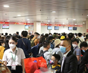 Sân bay Tân Sơn Nhất khuyến cáo hành khách đến làm thủ tục trước 2 giờ