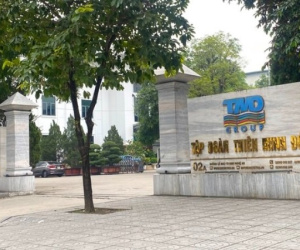 Chủ tịch một tập đoàn bị tạm hoãn xuất cảnh