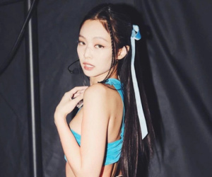 Điểm lại các hot trend khuấy đảo làng thời trang năm 2023: Có một trào lưu được Jennie lăng xê hết mực
