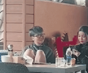 Bâu Krysie lần đầu bị 'team qua đường' bắt gặp đi chơi cùng Kus sau drama tình - tiền: Chuyện 'ngoại tình' cùng bạn thân liệu có thật?